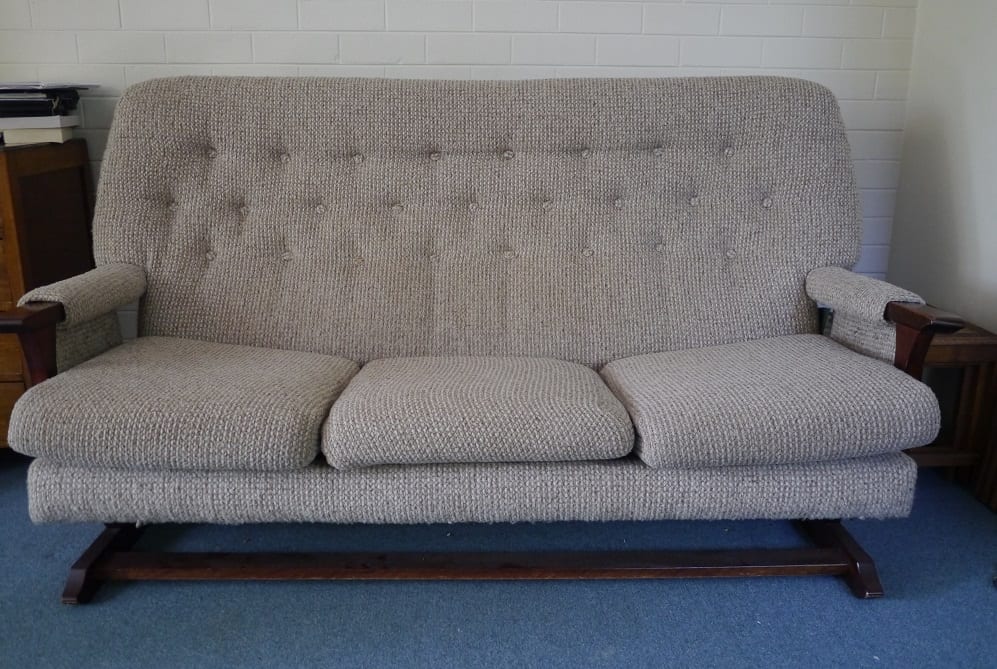 old-sofa